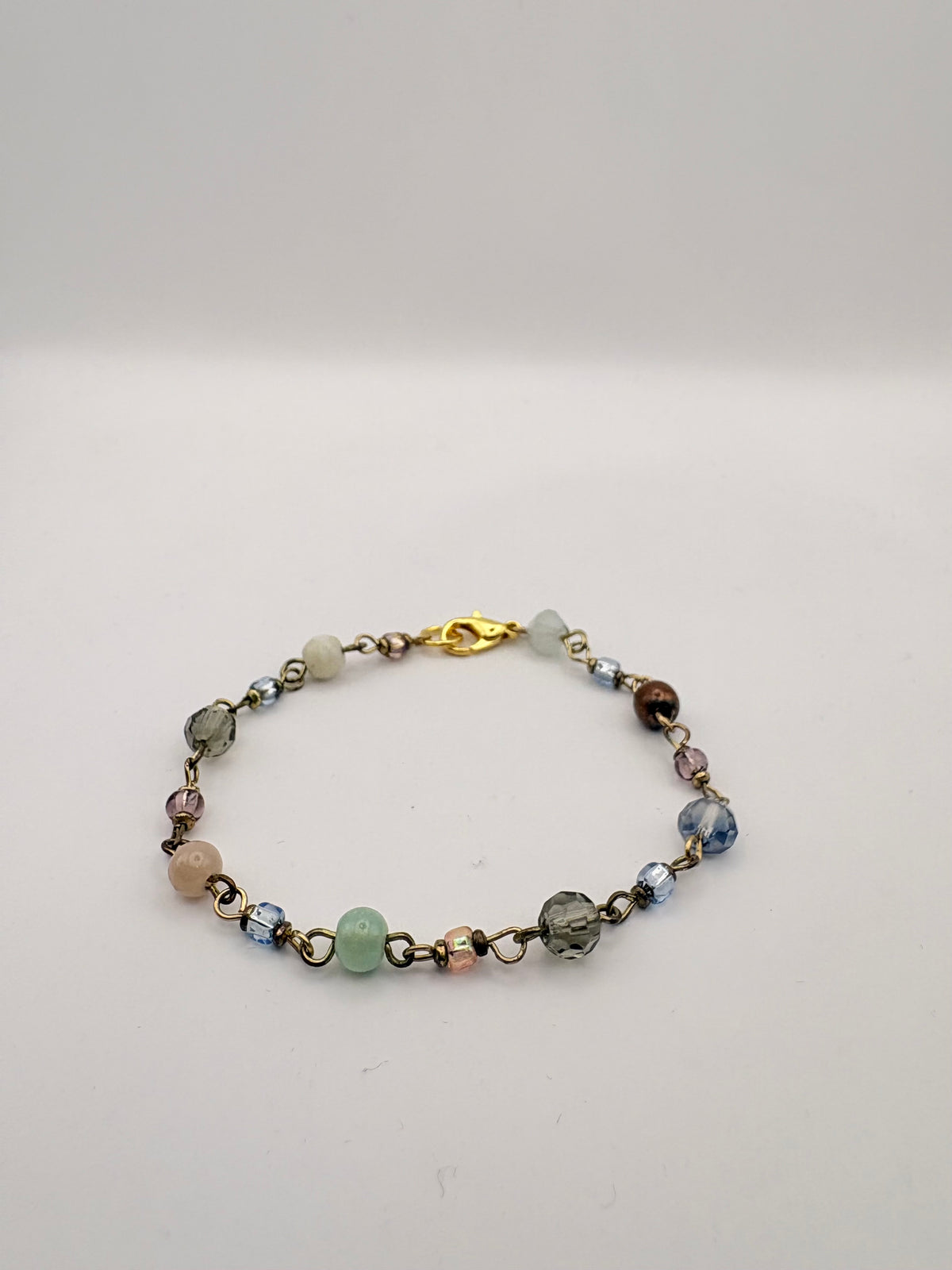 Beaded delicate bracelet